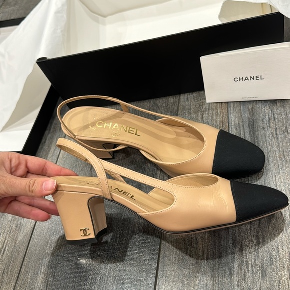 COPY - Chanel slingback heels - Picture 1 of 6